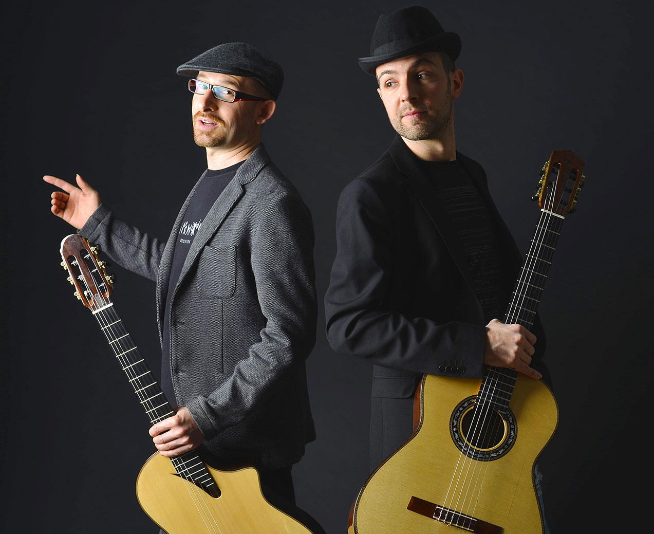 Bruskers Guitar Duo - Home